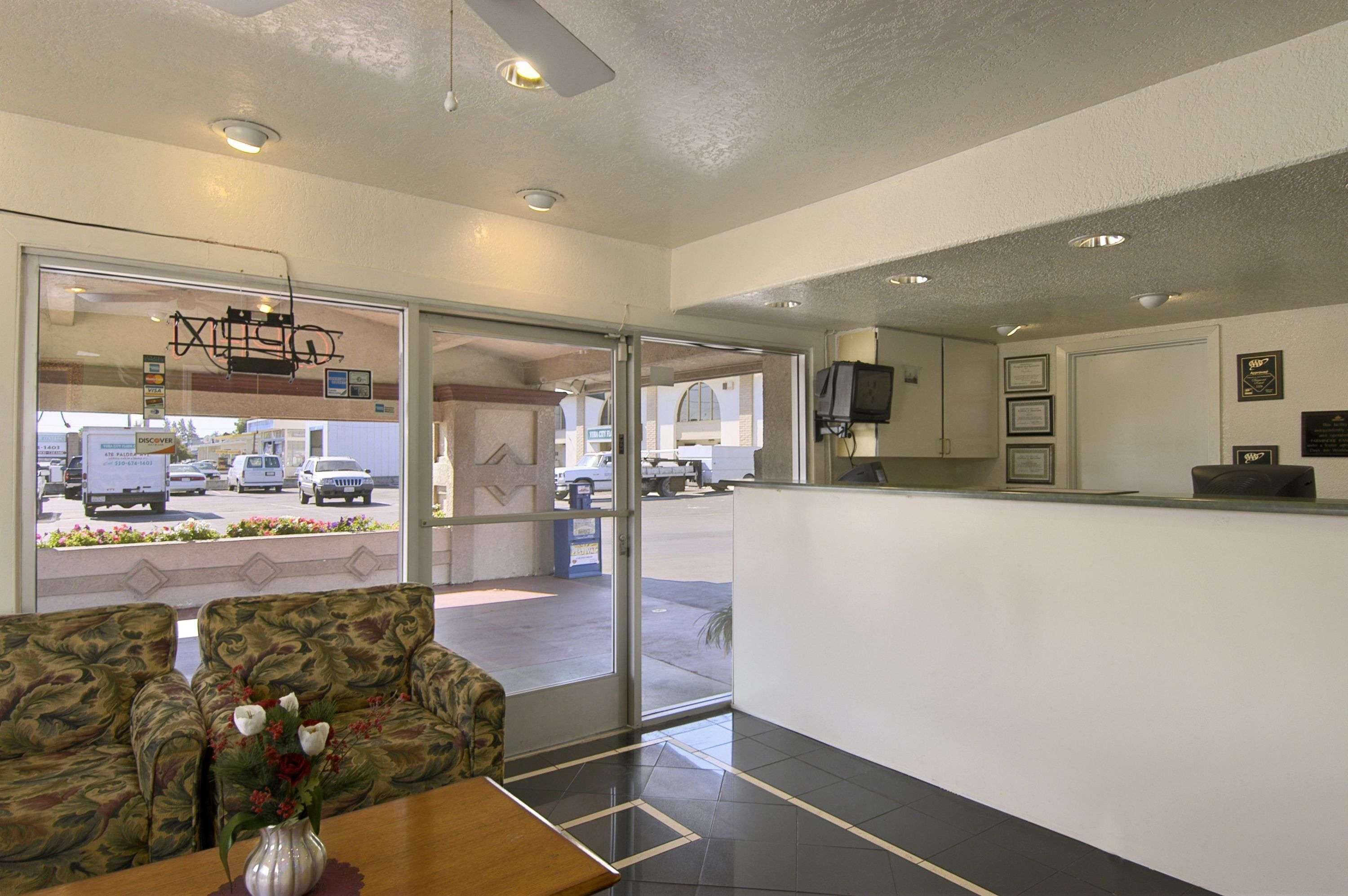 Days Inn By Wyndham Yuba City Interior photo